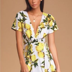 NWT Lulu’s Lemon dress